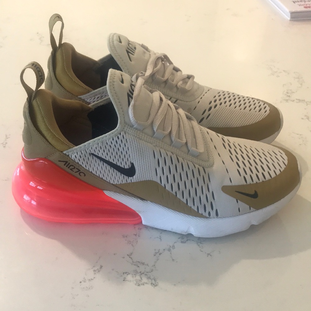 Womens Nike Air Max 270
